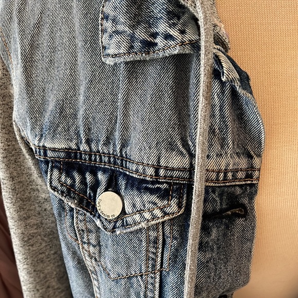 Cute little hooded denim jacket - Picture 5 of 5